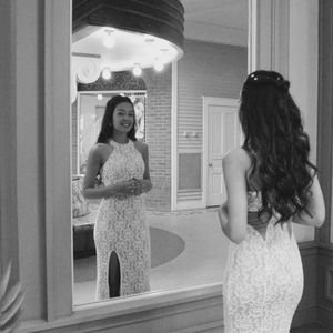 Meet your Posher, Danielle